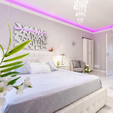 Elegant Suite - In Centro Portanuova 토리노 외부 사진