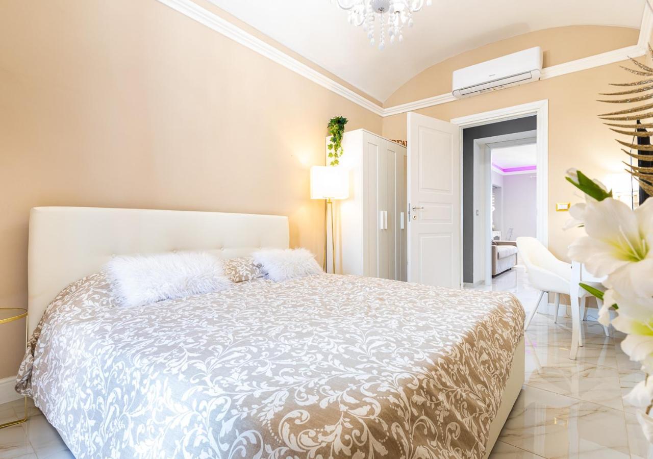 Elegant Suite - In Centro Portanuova 토리노 외부 사진