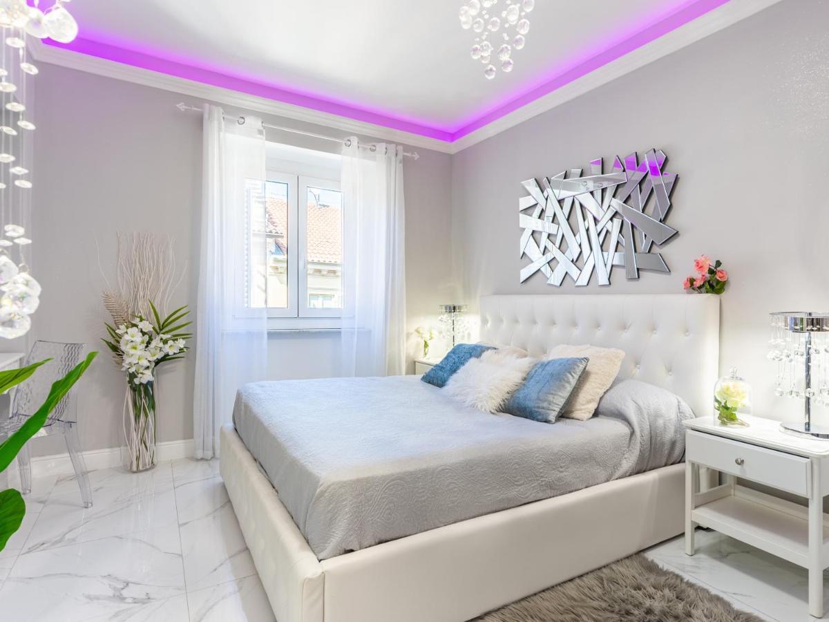 Elegant Suite - In Centro Portanuova 토리노 외부 사진